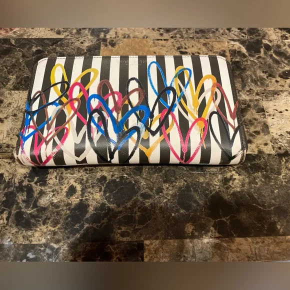 Henri Bendel x James Goldcrown Limited Edition Wallet - Picture 2 of 16